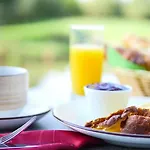 Domaine Les Saules Restaurant Hotell 3*