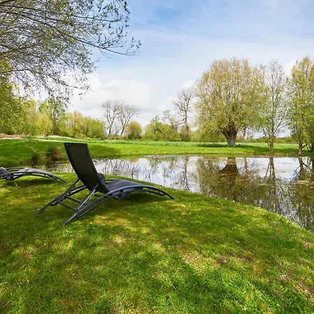 Domaine Les Saules Restaurant Hotel 3*