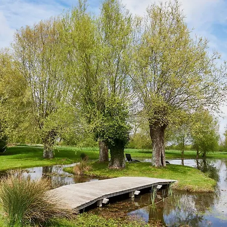 فندق Domaine Les Saules Restaurant Favières