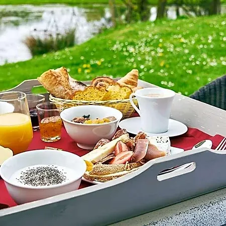 מלון Domaine Les Saules Restaurant Favières