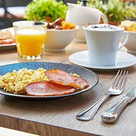 Domaine Les Saules Restaurant 3* Favières
