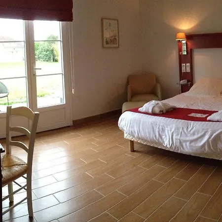 מלון Domaine Les Saules Restaurant Favières